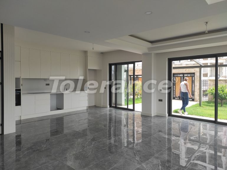 Квартира от застройщика в Алтынташ, Анталия с бассейном: купить недвижимость в Турции - 107779