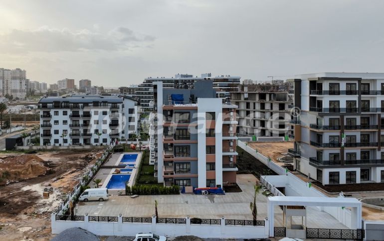 Квартира от застройщика в Алтынташ, Анталия с бассейном: купить недвижимость в Турции - 110008