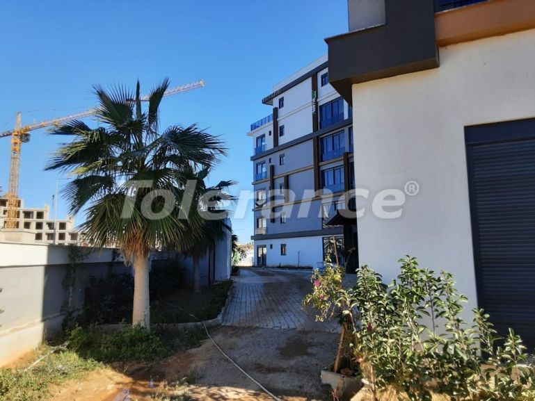 Квартира в Алтынташ, Анталия с бассейном: купить недвижимость в Турции - 114119