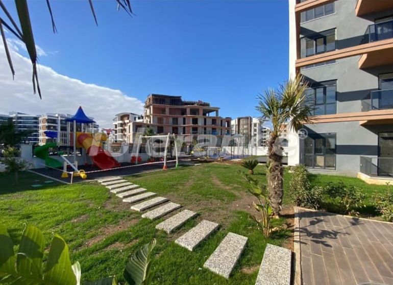 Квартира в Алтынташ, Анталия с бассейном: купить недвижимость в Турции - 118893