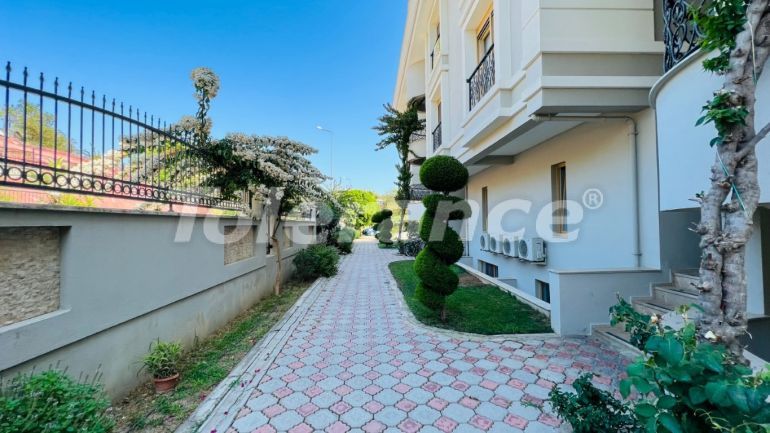 Квартира в Арсланбуджак, Кемер с бассейном: купить недвижимость в Турции - 104065