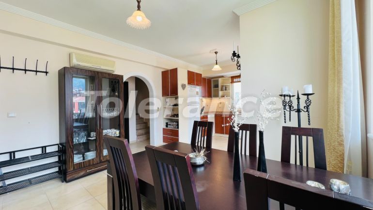 Квартира в Арсланбуджак, Кемер с бассейном: купить недвижимость в Турции - 136881