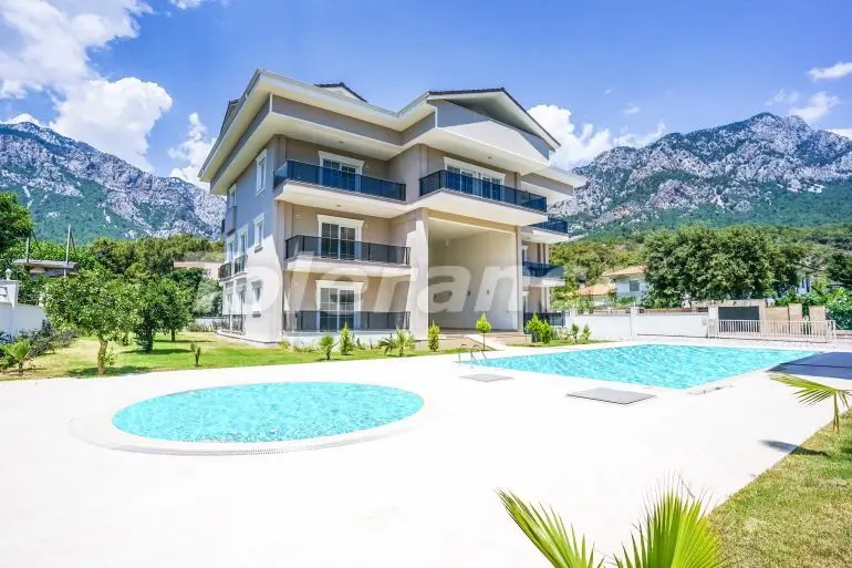 Квартира в Асланбуджак, Кемер с бассейном: купить недвижимость в Турции - 40352