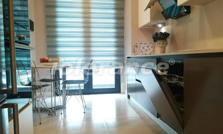 Квартира от застройщика в Авджылар, Стамбул с бассейном: купить недвижимость в Турции - 37080