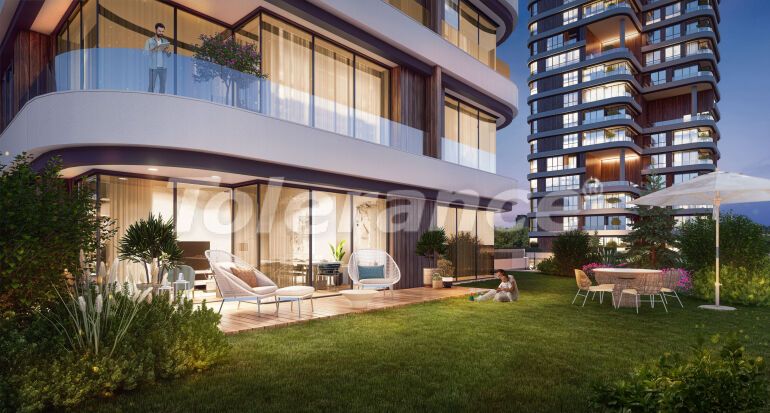 Квартира от застройщика в Багджылар, Стамбул с бассейном в рассрочку: купить недвижимость в Турции - 57674