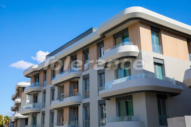 Квартира от застройщика в Бакыркёй, Стамбул с бассейном в рассрочку: купить недвижимость в Турции - 131400