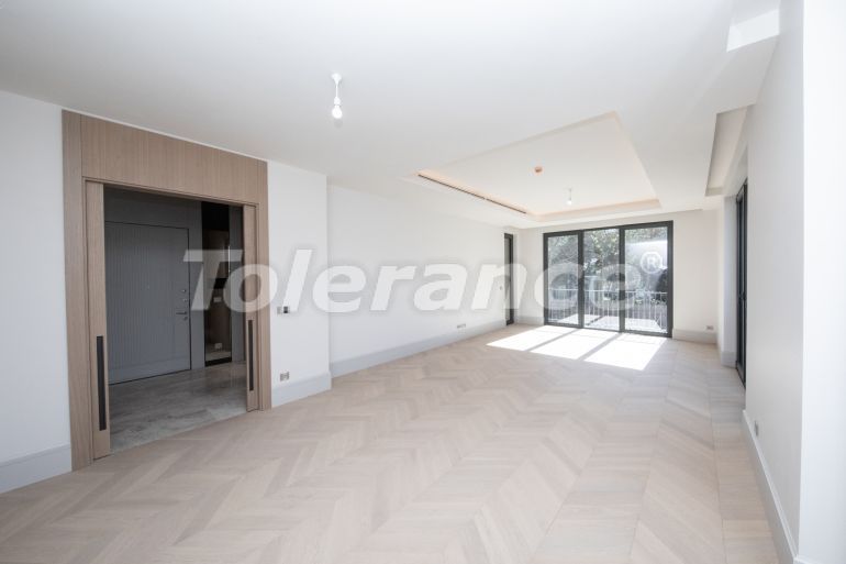 Квартира от застройщика в Бакыркёй, Стамбул с бассейном в рассрочку: купить недвижимость в Турции - 131432