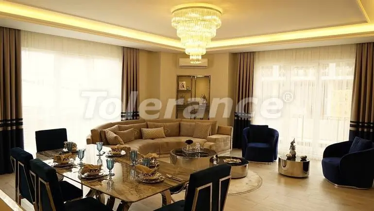 Квартира в Бейликдюзю, Стамбул с бассейном: купить недвижимость в Турции - 27530