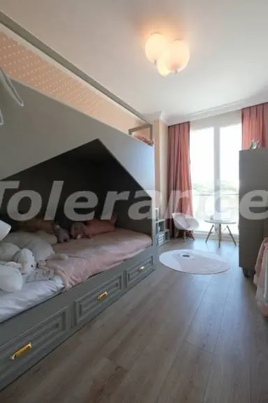 Квартира в Бейликдюзю, Стамбул вид на море с бассейном в рассрочку: купить недвижимость в Турции - 31914