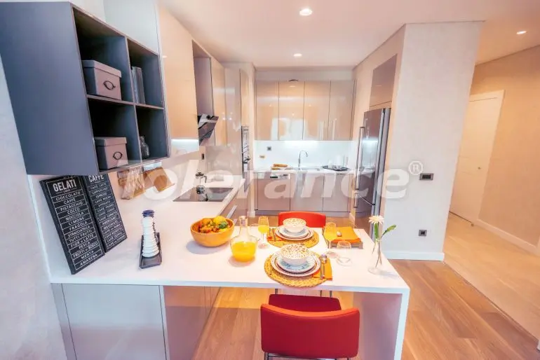 Квартира от застройщика в Бейликдюзю, Стамбул с бассейном: купить недвижимость в Турции - 34678