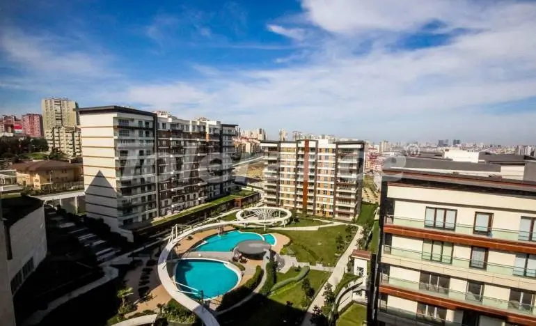 Квартира в Бейликдюзю, Стамбул с бассейном в рассрочку: купить недвижимость в Турции - 25810