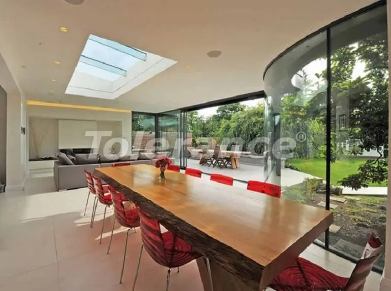 Квартира от застройщика в Бейликдюзю, Стамбул с бассейном в рассрочку: купить недвижимость в Турции - 27315