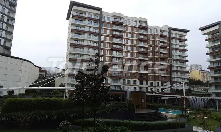 Квартира в Бейликдюзю, Стамбул с бассейном в рассрочку: купить недвижимость в Турции - 37015