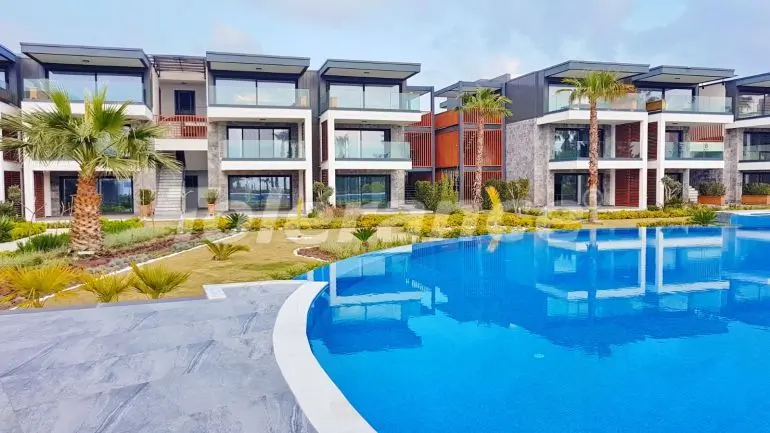Квартира в Бодруме вид на море с бассейном: купить недвижимость в Турции - 17461