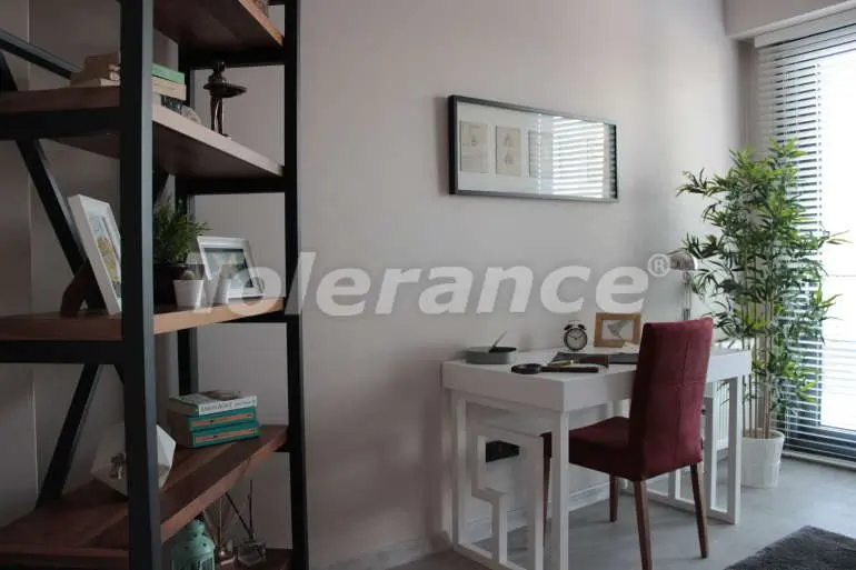 Квартира от застройщика в Борнова, Измир с бассейном в рассрочку: купить недвижимость в Турции - 15129