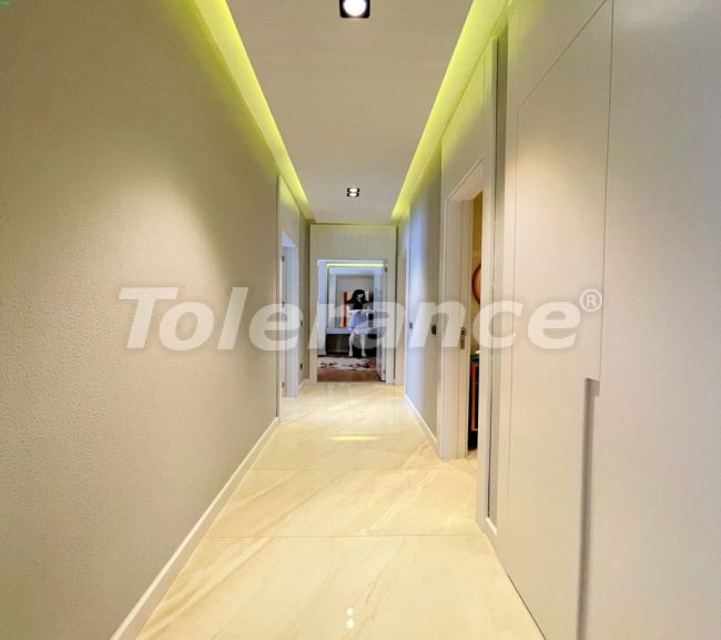 Квартира от застройщика в Бююкчекмедже, Стамбул вид на море с бассейном: купить недвижимость в Турции - 47842