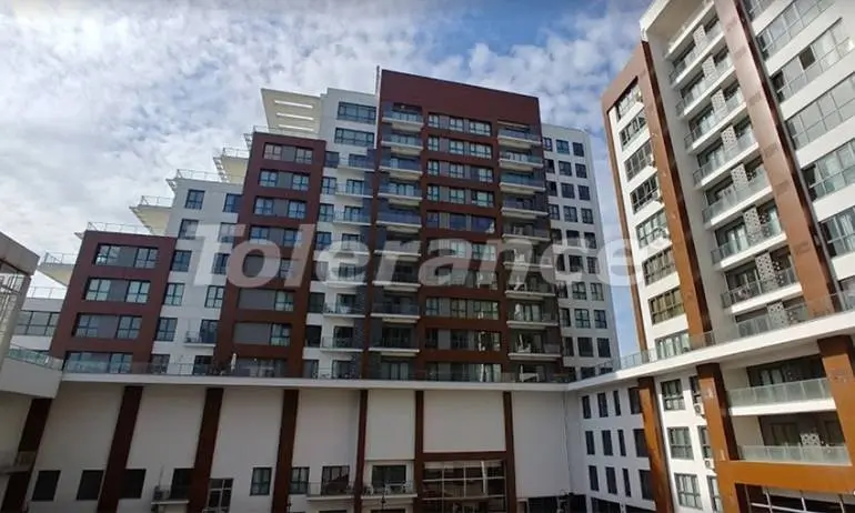 Квартира от застройщика в Бююкчекмедже, Стамбул с бассейном в рассрочку: купить недвижимость в Турции - 36354