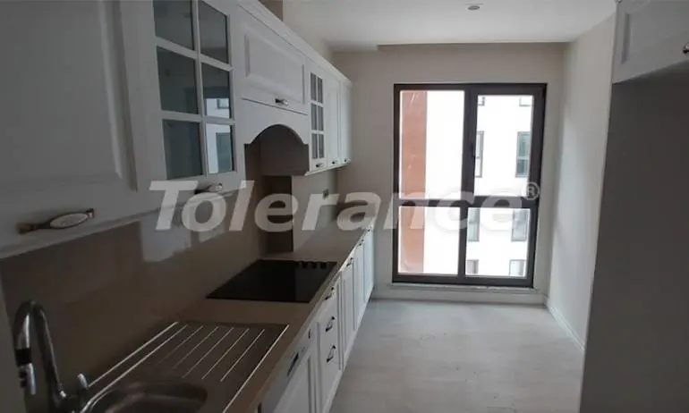 Квартира от застройщика в Бююкчекмедже, Стамбул с бассейном в рассрочку: купить недвижимость в Турции - 36359