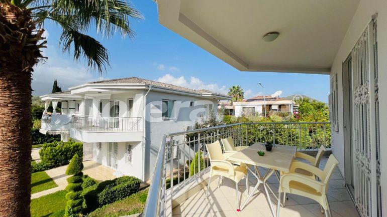 Квартира в Чамьюва, Кемер с бассейном: купить недвижимость в Турции - 111082