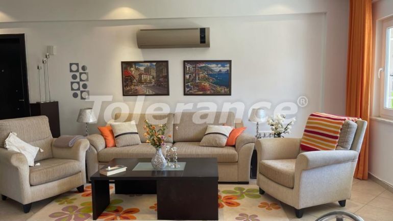 Квартира в Чамьюва, Кемер с бассейном: купить недвижимость в Турции - 111182