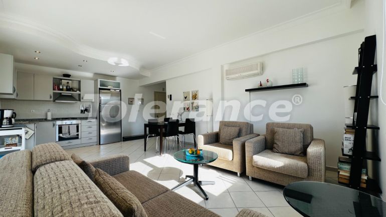 Квартира в Чамьюва, Кемер с бассейном: купить недвижимость в Турции - 136813