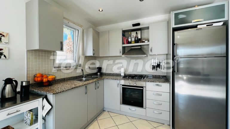 Квартира в Чамьюва, Кемер с бассейном: купить недвижимость в Турции - 136817