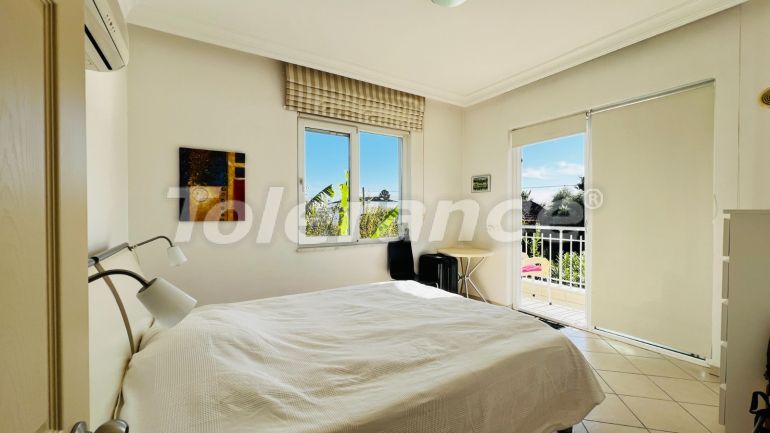 Квартира в Чамьюва, Кемер с бассейном: купить недвижимость в Турции - 136823