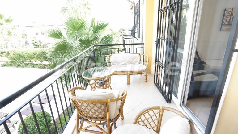 Квартира в Чамьюва, Кемер с бассейном: купить недвижимость в Турции - 53321