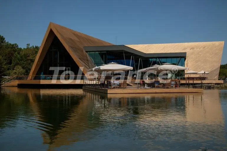 Квартира от застройщика в Чекмекёй, Стамбул с бассейном в рассрочку: купить недвижимость в Турции - 40282