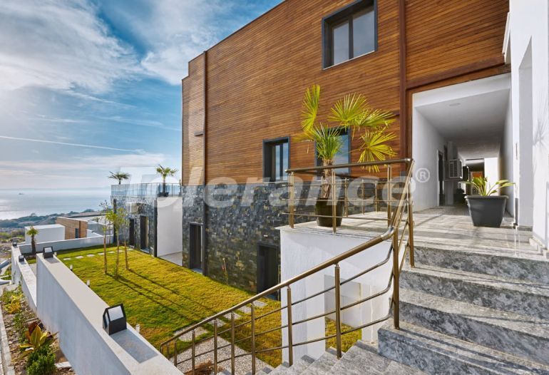 Квартира от застройщика в Чешме, Измир вид на море с бассейном: купить недвижимость в Турции - 101748