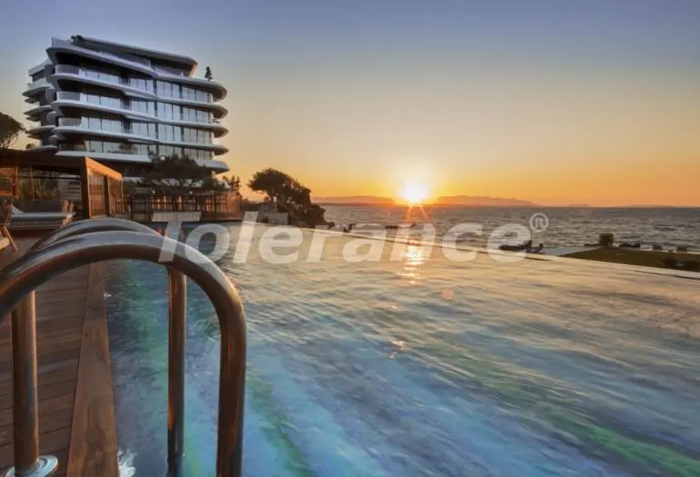 Квартира от застройщика в Чешме, Измир с бассейном: купить недвижимость в Турции - 16470