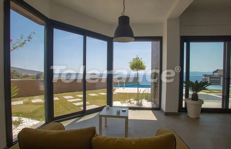 Квартира в Чешме, Измир с бассейном: купить недвижимость в Турции - 29382