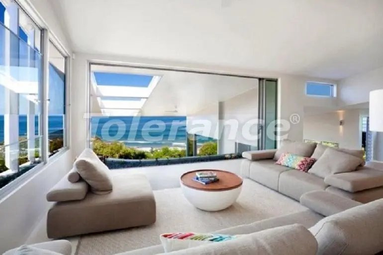 Квартира в Чешме, Измир с бассейном: купить недвижимость в Турции - 29398