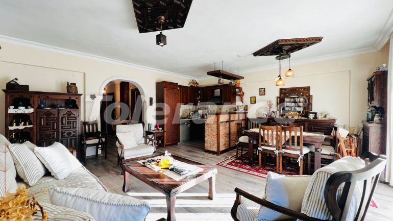 Квартира в Центре Кемера, Кемер с бассейном: купить недвижимость в Турции - 135993