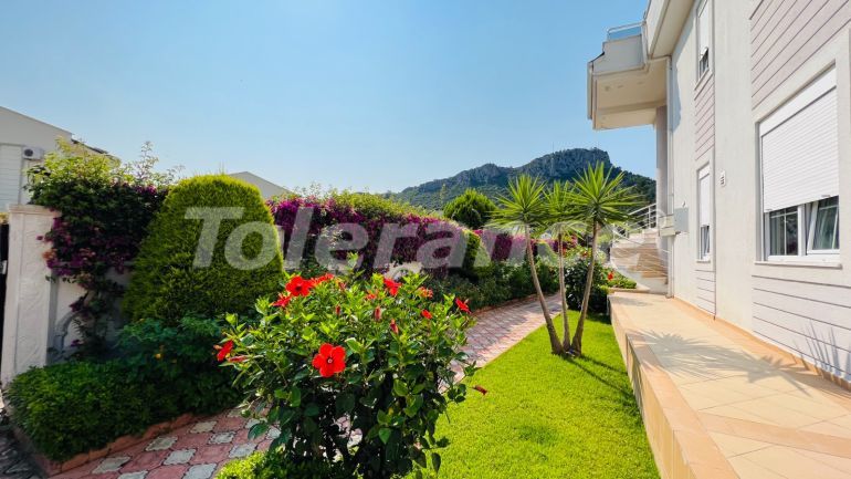 Квартира в Центре Кемера, Кемер с бассейном: купить недвижимость в Турции - 136011