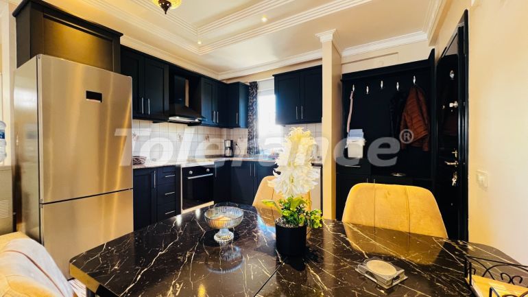 Квартира в Центре Кемера, Кемер с бассейном: купить недвижимость в Турции - 136100