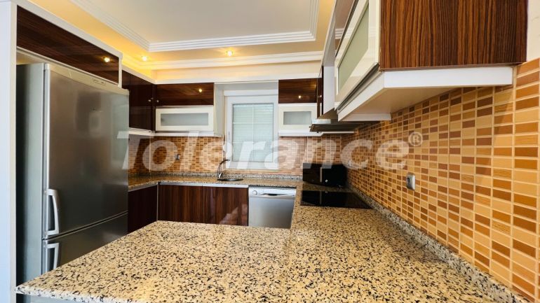 Квартира в Центре Кемера, Кемер с бассейном: купить недвижимость в Турции - 136140