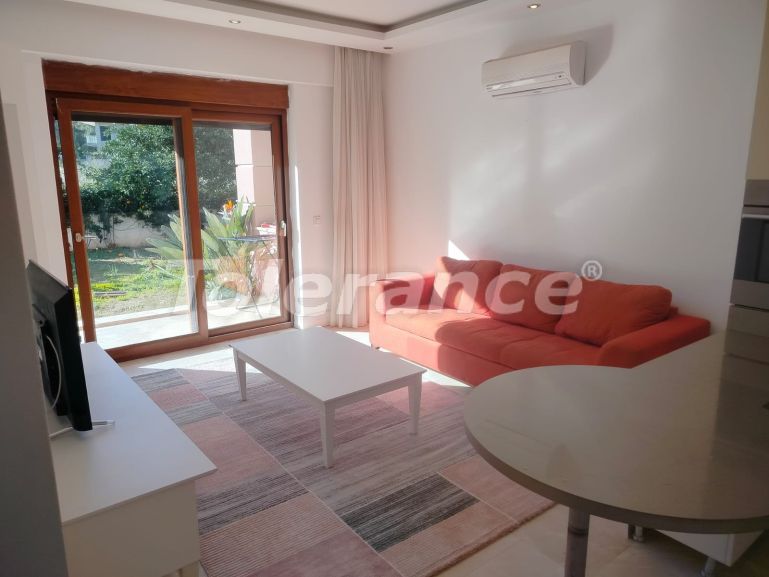 Квартира в Центре Кемера, Кемер с бассейном: купить недвижимость в Турции - 137604