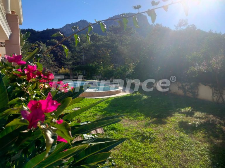 Квартира в Центре Кемера, Кемер с бассейном: купить недвижимость в Турции - 137617