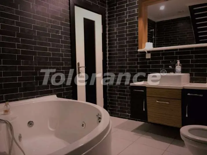 Квартира от застройщика в Центре Кемера, Кемер с бассейном: купить недвижимость в Турции - 8786