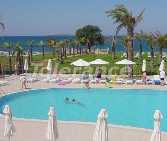 Квартира в Дидиме вид на море с бассейном: купить недвижимость в Турции - 102428
