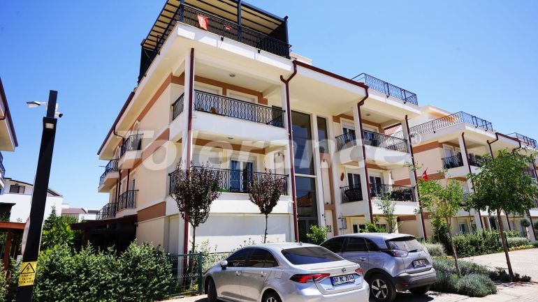 Квартира в Дошемеалты, Анталия с бассейном: купить недвижимость в Турции - 95735