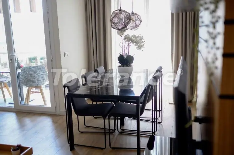 Квартира в Эсеньюрт, Стамбул с бассейном в рассрочку: купить недвижимость в Турции - 24256