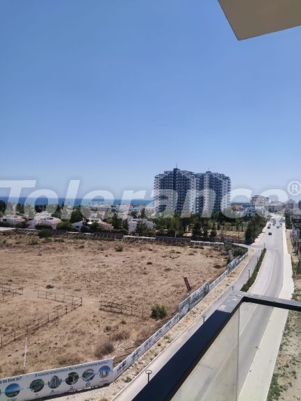 Квартира от застройщика в Фамагуста, Северный Кипр вид на море с бассейном: купить недвижимость в Турции - 105780