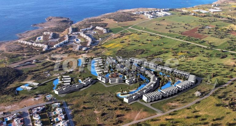 Квартира от застройщика в Фамагуста, Северный Кипр вид на море с бассейном в рассрочку: купить недвижимость в Турции - 106725