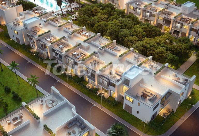 Квартира в Фамагуста, Северный Кипр вид на море: купить недвижимость в Турции - 111561