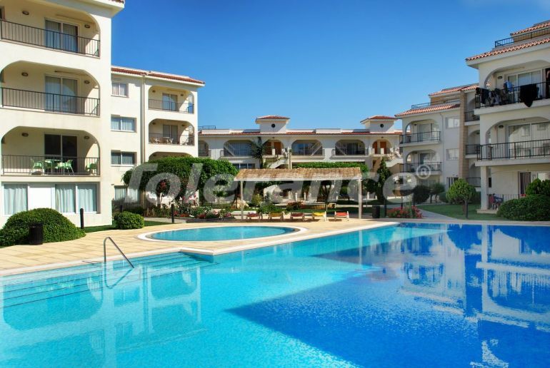 Квартира в Фамагуста, Северный Кипр вид на море с бассейном: купить недвижимость в Турции - 71095