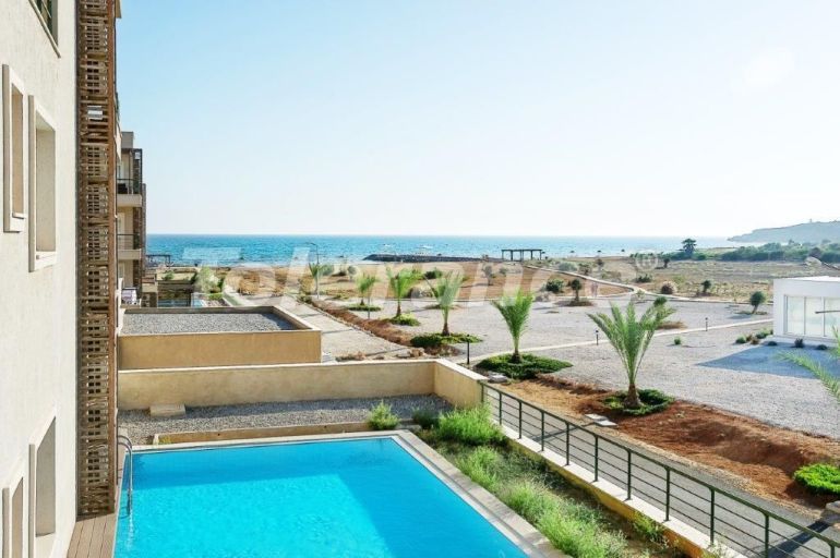 Квартира в Фамагуста, Северный Кипр вид на море с бассейном в рассрочку: купить недвижимость в Турции - 71141
