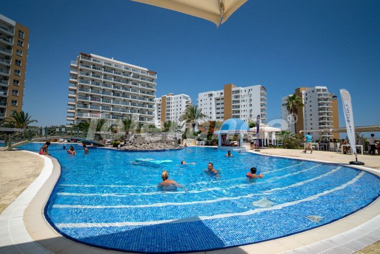 Квартира от застройщика в Фамагуста, Северный Кипр с бассейном в рассрочку: купить недвижимость в Турции - 71180