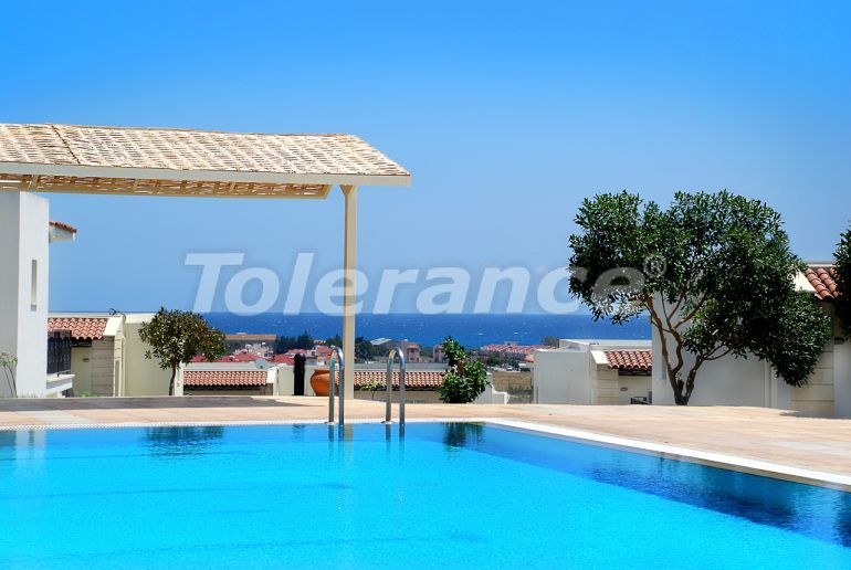Квартира в Фамагуста, Северный Кипр с бассейном в рассрочку: купить недвижимость в Турции - 71263